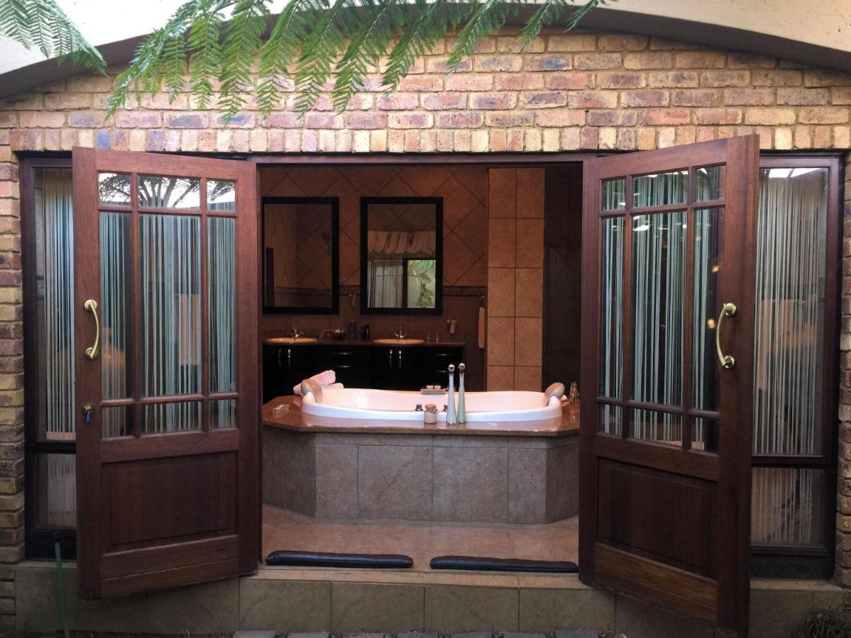 Witwater Guest House & Spa Kempton Park Luaran gambar